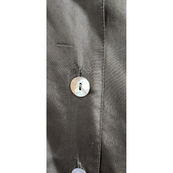 Petite Sophisticate Women's Long Sleeve 100% Silk Blouse, Split Hem, size M - Picture 6 of 9